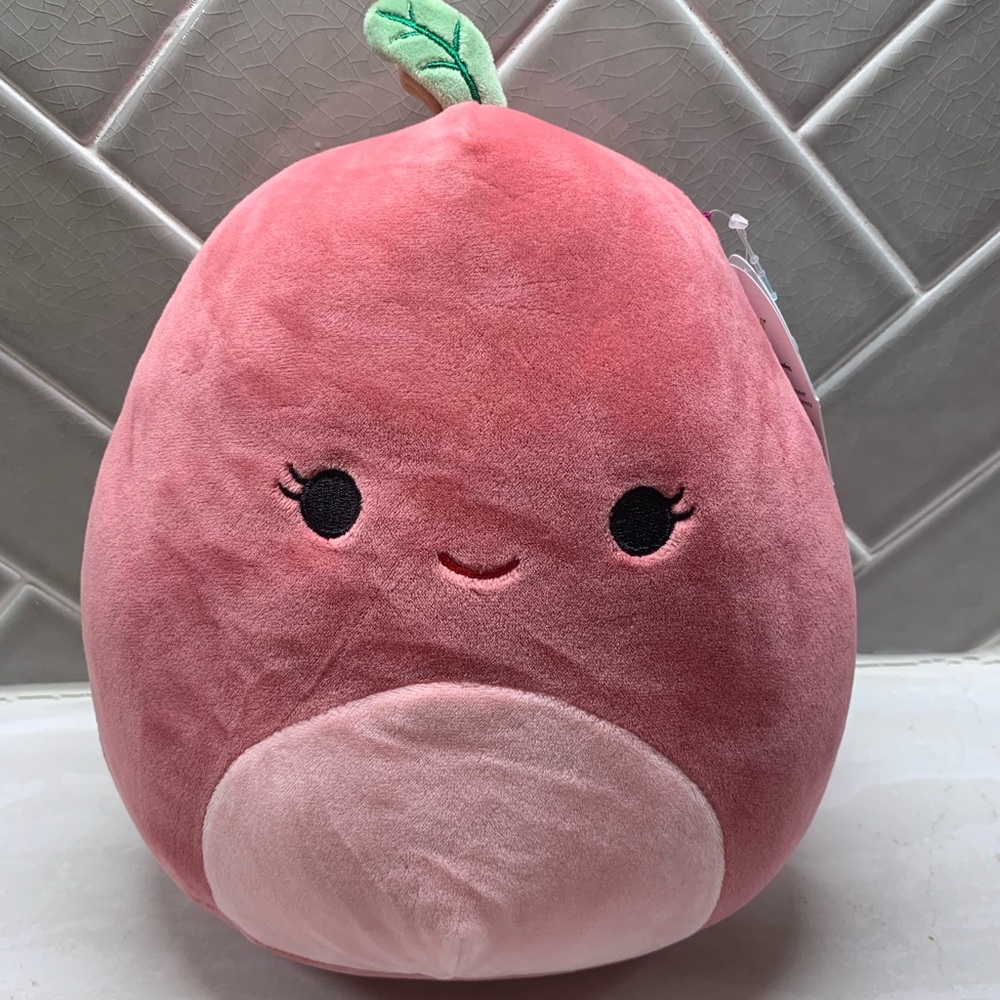 Cherry Squishmallow 8”! 😍❤️💕😍